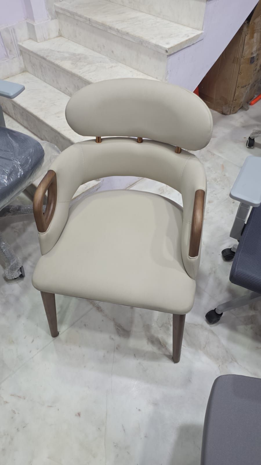 Lounge chair