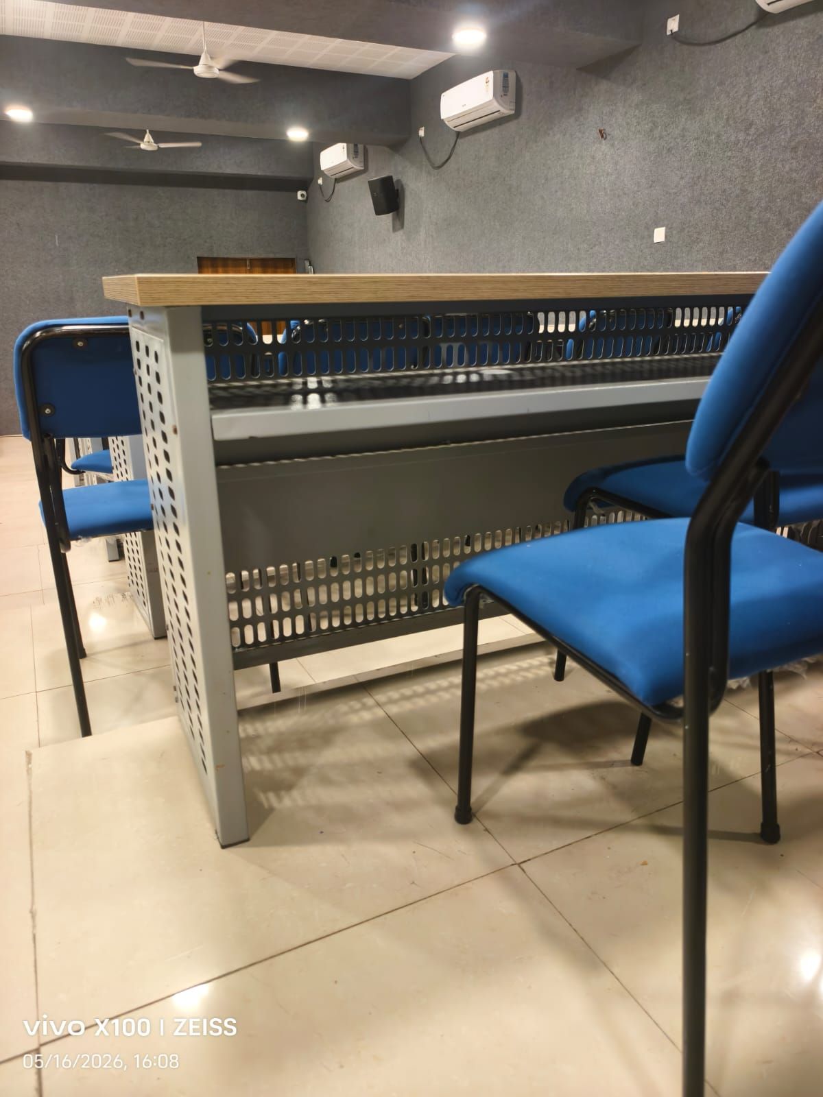 Training room chairs & table