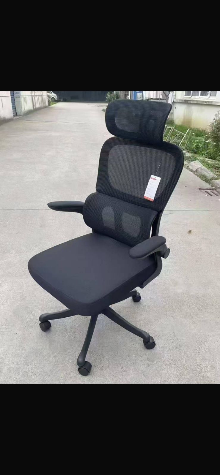 Mesh chair with headrest